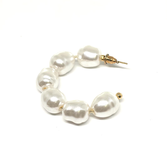 Pearl Earring