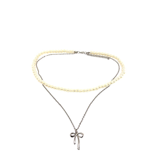 Dual layered bow pearl set