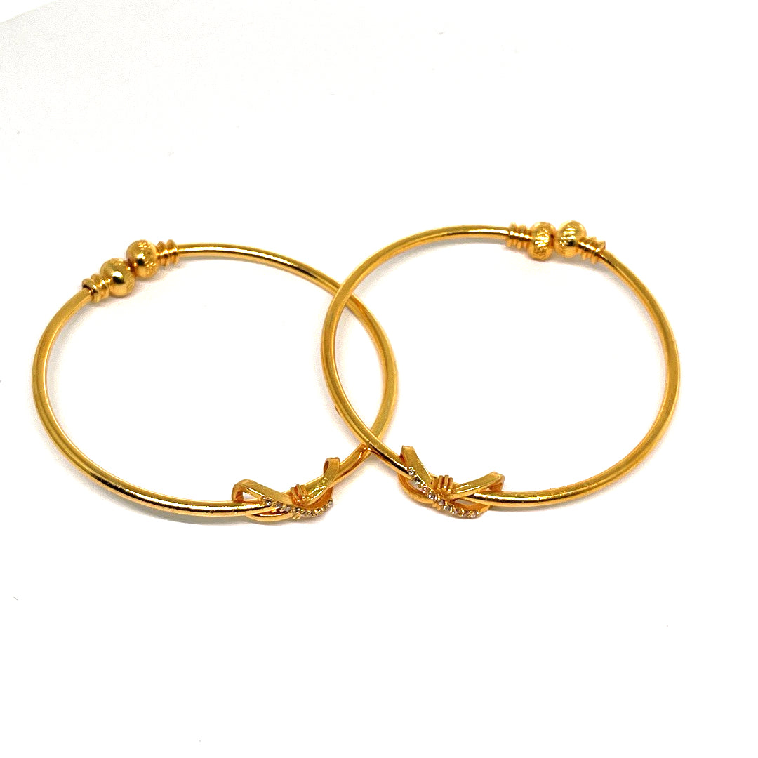 Bow bangles