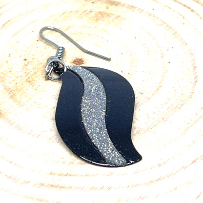 Waves drops Earrings - Black