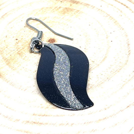 Waves drops Earrings - Black