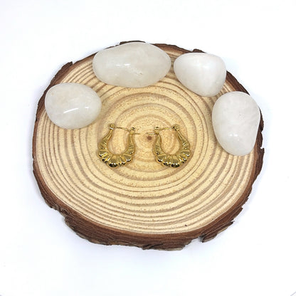 Crosissant hoops earrings