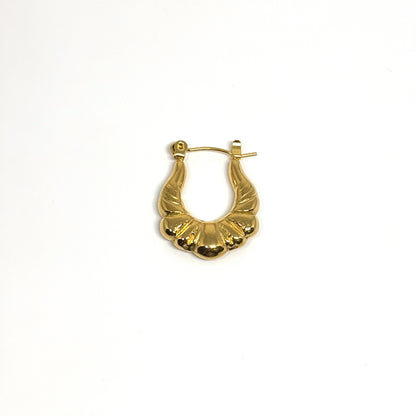 Crosissant hoops earrings