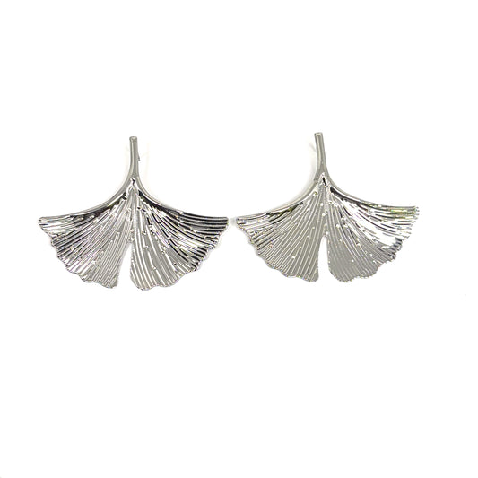 Petal earrings -Silver color