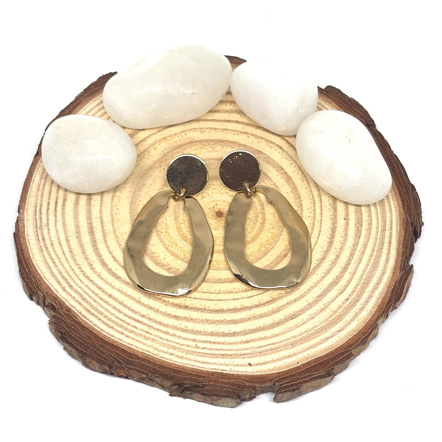 Oval shaped hoops earrings
